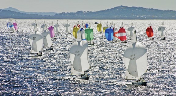 Take part in the 18th Etchells Australasian Winter Championship